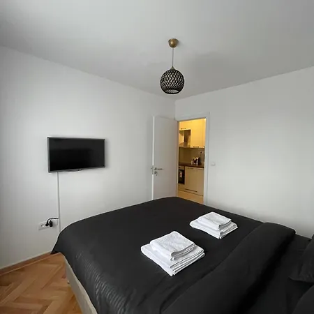 Apartment Bmm Lux Centar Belgrade