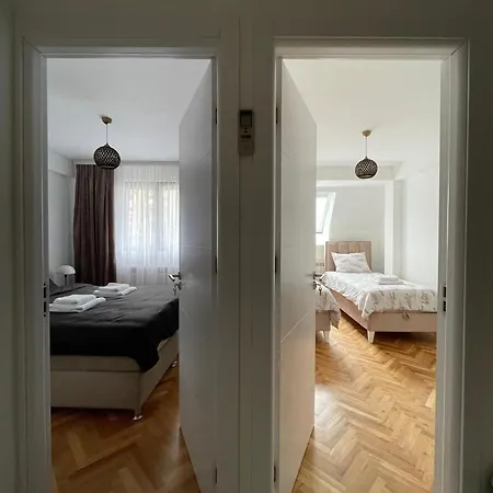 Bmm Lux Centar *