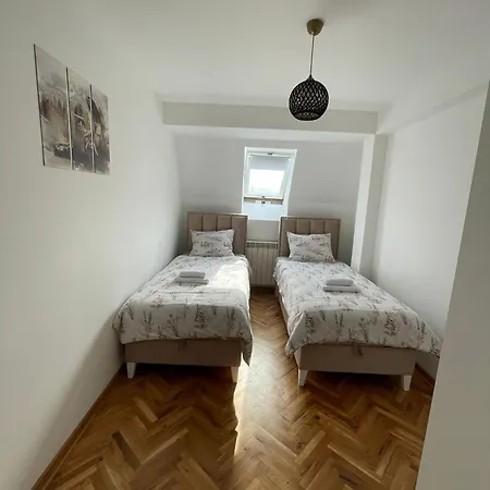 Apartment Bmm Lux Centar *